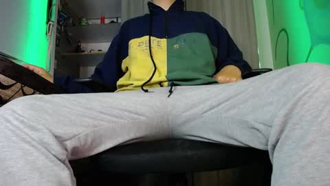 Snapshot of zac_watson chatting on 28, 12, 2024 Zac Freelance model online show from 28, 12, 2024