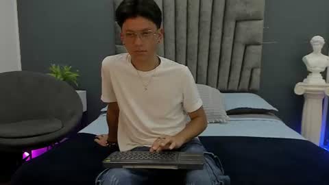 Zack Dehaan online show from 19, 6, 2026