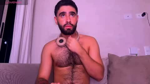 Snapshot of zack_sullivan22 chatting on 2, 6, 2026 zack_sullivan22 online show from 2, 6, 2026