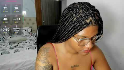 Snapshot of zahra_rose chatting on 22, 4, 2026 zahra_rose online show from 22, 4, 2026