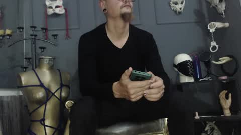 Snapshot of zainkreiger chatting on 29, 3, 2026 Dom Zain online show from 29, 3, 2026