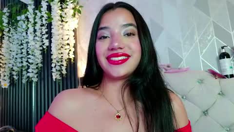 Snapshot of zaira_bonny chatting on 6, 6, 2026 Zaira Bonny online show from 6, 6, 2026