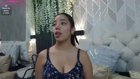 Snapshot of zaira_bonny chatting on 6, 8, 2026 Zaira Bonny online show from 6, 8, 2026