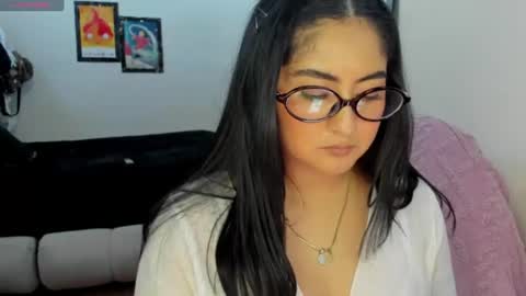Snapshot of zakura_ania chatting on 5, 7, 2026 zakura_ania online show from 5, 7, 2026