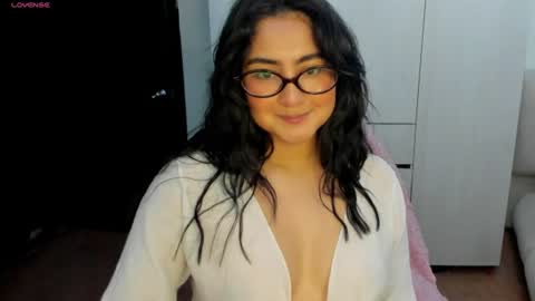 Snapshot of zakura_ania chatting on 16, 7, 2026 zakura_ania online show from 16, 7, 2026