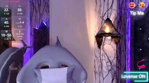 Snapshot of zami_escobar_of chatting on 8, 4, 2026 online show from 8, 4, 2026