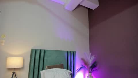 zamira_taylor online show from 9, 4, 2026