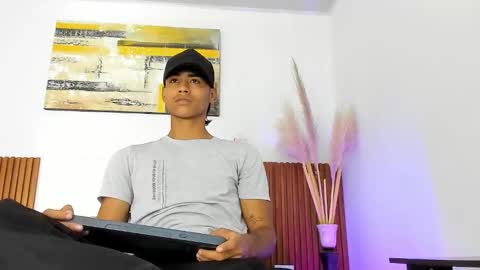 Snapshot of zander_2120 chatting on 9, 11, 2025 Zander online show from 9, 11, 2025