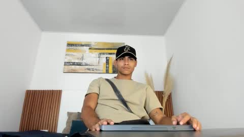 Snapshot of zander_2120 chatting on 21, 2, 2026 Zander online show from 21, 2, 2026