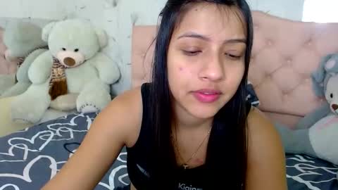 Snapshot of zara_cute18 chatting on 6, 2, 2026 Zara online show from 6, 2, 2026