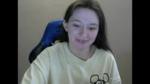 Snapshot of zara_golden chatting on 28, 1, 2025 chaturcum online show from 28, 1, 2025