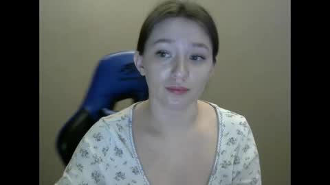 Snapshot of zara_golden chatting on 5, 2, 2025 chaturcum online show from 5, 2, 2025