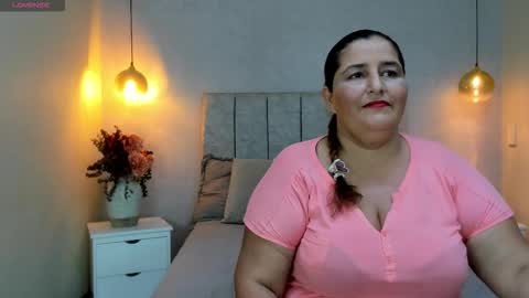 Snapshot of zara_milf_ chatting on 8, 2, 2026 zara online show from 8, 2, 2026