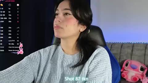 Snapshot of zaradames_ chatting on 4, 7, 2026 zaradames_ online show from 4, 7, 2026