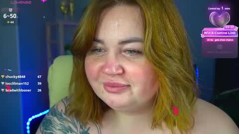 Snapshot of zarareign_ chatting on 6, 12, 2024 Lola online show from 6, 12, 2024