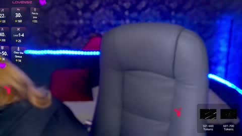 Snapshot of zarareign_ chatting on 16, 12, 2024 Lola online show from 16, 12, 2024