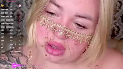Snapshot of zarareign_ chatting on 25, 9, 2025 Lola online show from 25, 9, 2025