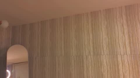 Isabella online show from 15, 2, 2026