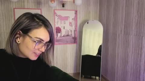 Snapshot of zarcasutra_t chatting on 8, 5, 2026 Isabella online show from 8, 5, 2026