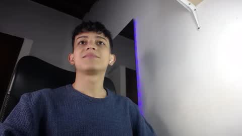 Snapshot of zarekneo chatting on 2, 10, 2025 Zarek online show from 2, 10, 2025