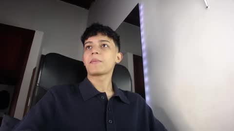 Snapshot of zarekneo chatting on 20, 10, 2025 Zarek online show from 20, 10, 2025