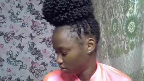 Snapshot of zarinamarlin chatting on 18, 6, 2026 zarinamarlin online show from 18, 6, 2026