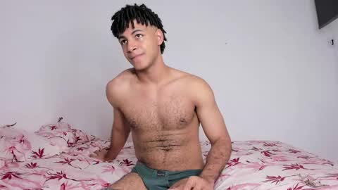 Snapshot of zayn_moreno chatting on 7, 5, 2026 zayn 3 online show from 7, 5, 2026