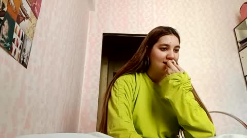Snapshot of zeniabrossoit chatting on 2, 5, 2026 zeniabrossoit online show from 2, 5, 2026