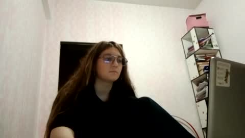 Snapshot of zeniabrossoit chatting on 8, 5, 2026 zeniabrossoit online show from 8, 5, 2026