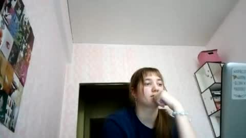 Snapshot of zeniabrossoit chatting on 15, 5, 2026 zeniabrossoit online show from 15, 5, 2026