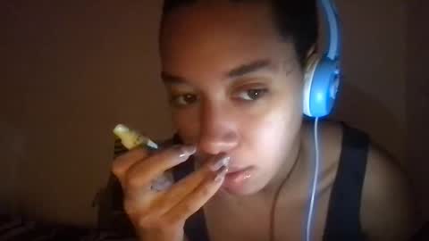 Snapshot of zenxbiaa chatting on 15, 11, 2025 zenxbiaa online show from 15, 11, 2025