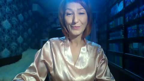 Snapshot of zerilane chatting on 14, 12, 2025 Elena online show from 14, 12, 2025