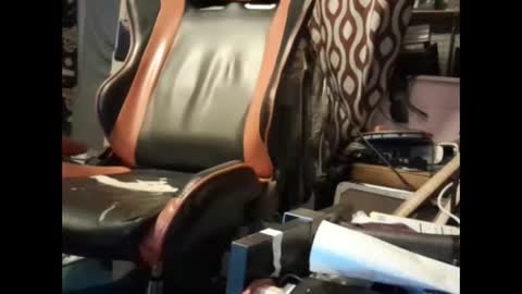 Snapshot of zeroandhero chatting on 15, 9, 2025 zero online show from 15, 9, 2025