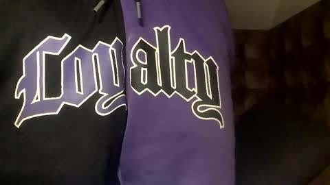 Snapshot of zervale chatting on 8, 9, 2025 zervale online show from 8, 9, 2025