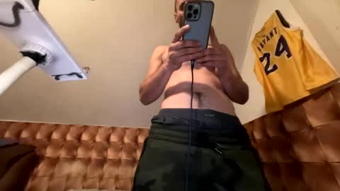 Snapshot of zervale chatting on 27, 10, 2025 zervale online show from 27, 10, 2025