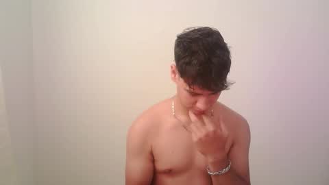 zeus_183 online show from 28, 9, 2025