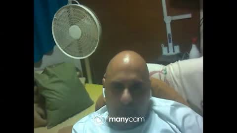 Snapshot of zeusdioss chatting on 25, 4, 2026 zeusdioss online show from 25, 4, 2026