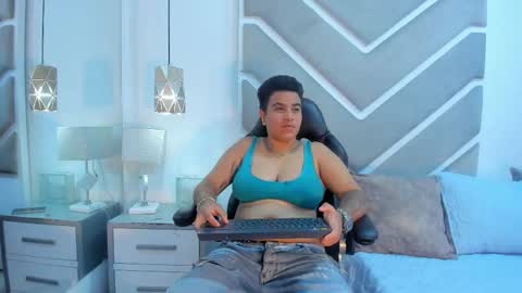 Snapshot of zeussmithh chatting on 7, 10, 2025 zeussmithh online show from 7, 10, 2025