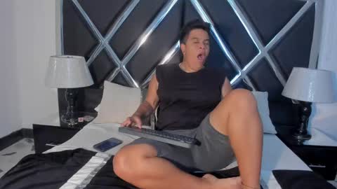 Snapshot of zeussmithh chatting on 9, 4, 2026 zeussmithh online show from 9, 4, 2026