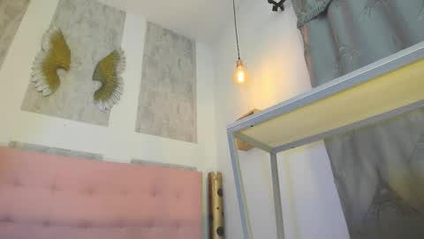 ZHAMIRA  ANDRES online show from 16, 12, 2025