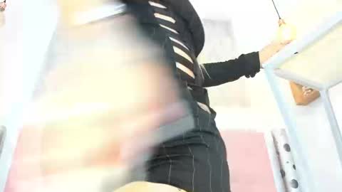 ZHAMIRA  ANDRES online show from 19, 3, 2026