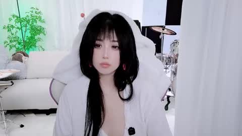 zhen online show from 19, 11, 2025