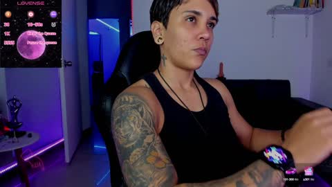 zhoestrong online show from 19, 1, 2025