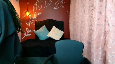 Zia Green online show from 19, 12, 2024