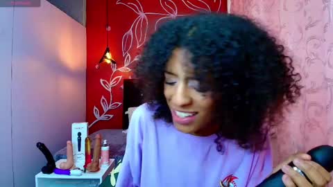 Zia Green online show from 11, 3, 2025