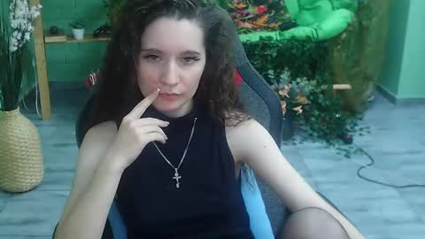 zianichols online show from 18, 2, 2025