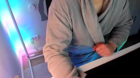 Snapshot of ziemlichflutschig chatting on 5, 2, 2026 ziemlichflutschig online show from 5, 2, 2026