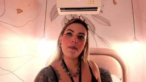 Snapshot of zihaadams_ chatting on 1, 6, 2026 zihaadams_ online show from 1, 6, 2026