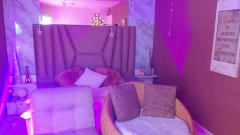 Snapshot of zinna_canela chatting on 16, 5, 2026 zinna_canela online show from 16, 5, 2026