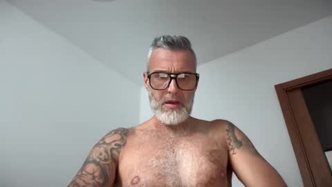Snapshot of zkopa69 chatting on 24, 10, 2025 zkopa69 online show from 24, 10, 2025